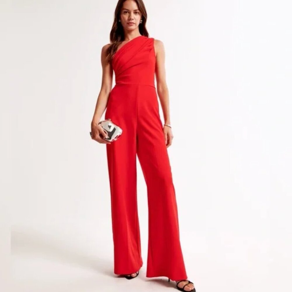 HOLIDAY - Abercrombie One Shoulder Crepe Jumpsuit - Red - M Petite